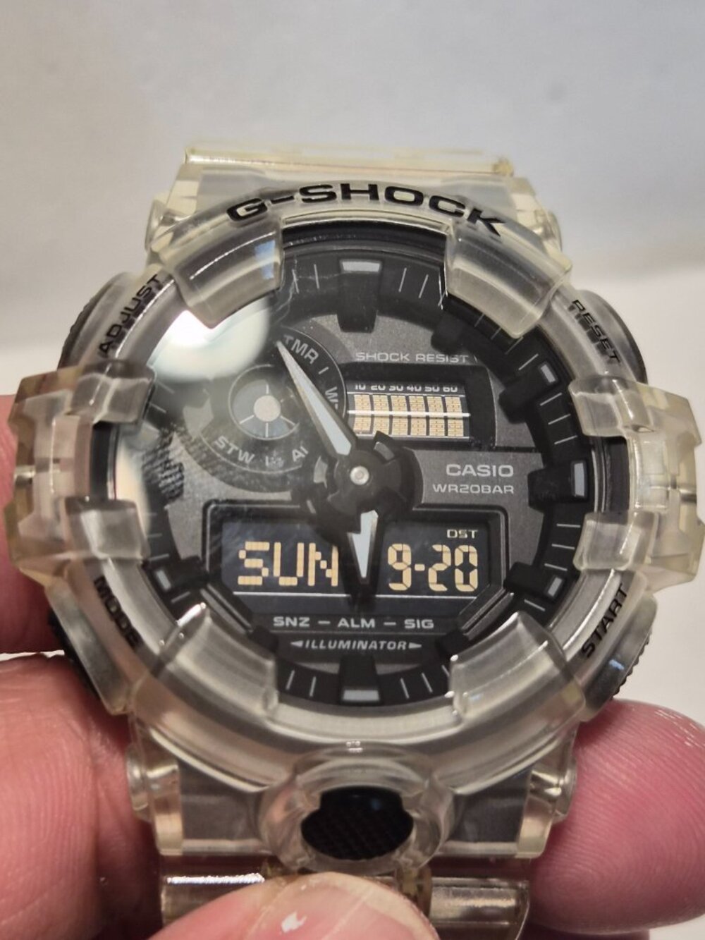 Casio G Shock Gloss Skeleton - clear